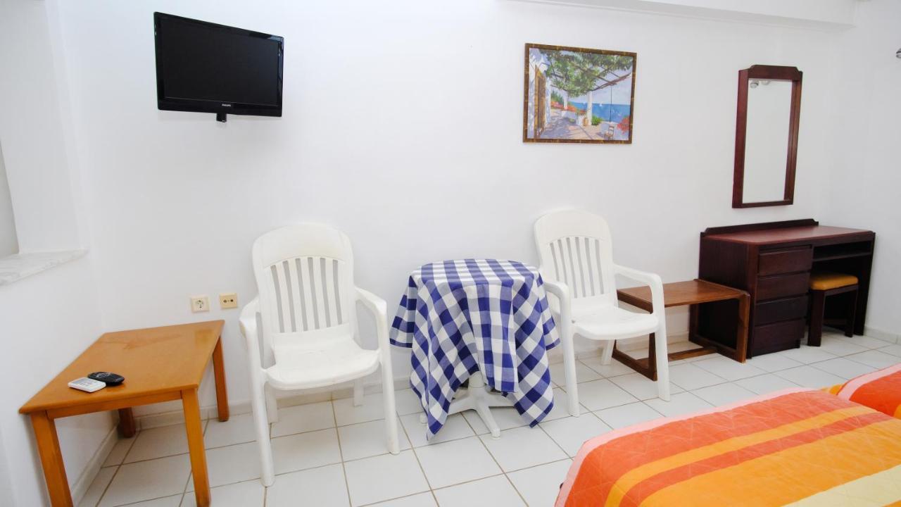 Keti Apartments Adelianos Kampos Ngoại thất bức ảnh
